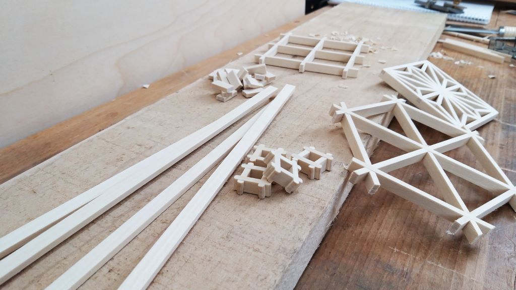 Das richtige Holz für Kumiko – Die beste Holzart für Kumikomuster